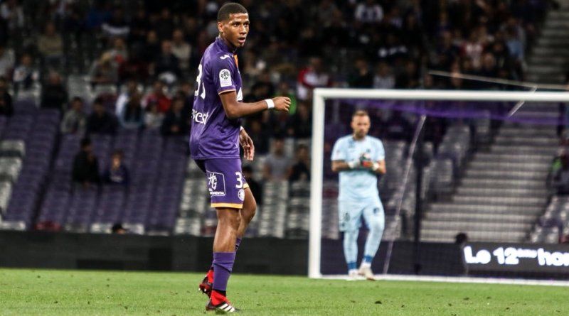 Liverpool join the hunt for Toulouse prodigy Jean-Clair Todibo